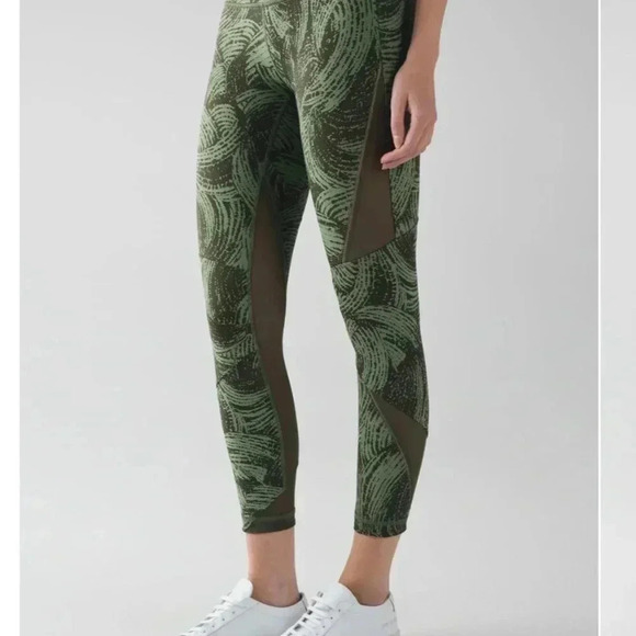 Lululemon wanderlust  limited edition Highest Times Pant - Picture 2 of 3